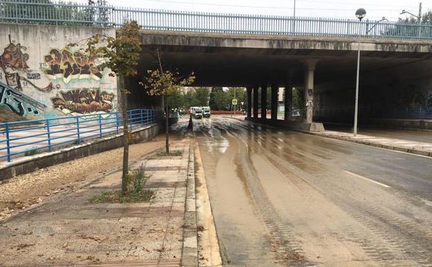 Estado en el que ha quedado la calle Jacinto Benavente.