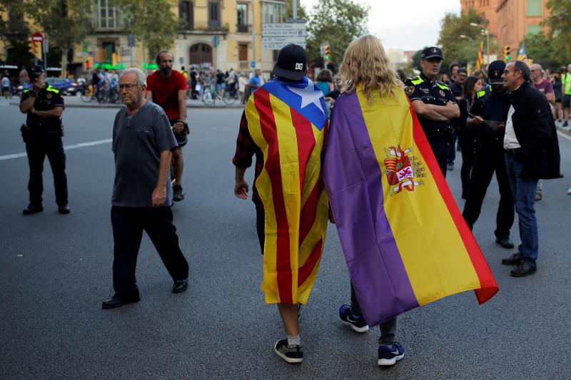 180.000 personas han acudido a la manifestación de Barcelona para conmemorar el primer aniversario del 1-O, según la Guardia Urbana