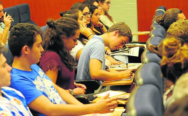 Portalea acoge el 'Climatón 2018', un evento en el que los estudiantes trabajan proyectos para mitigar el cambio climático y buscar un mundo más sostenible. 