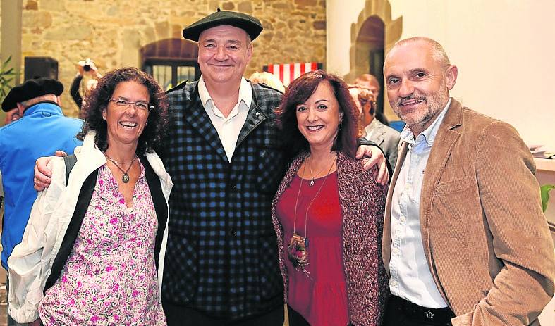 Beatriz Marcos, Jon de Miguel, María Loizaga y Jon Zarate.