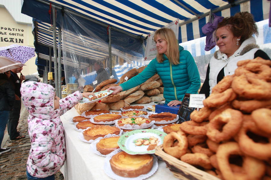 Fotos: Cientos de visitantes rinden culto a la sabrosa pinta alavesa en Pobes