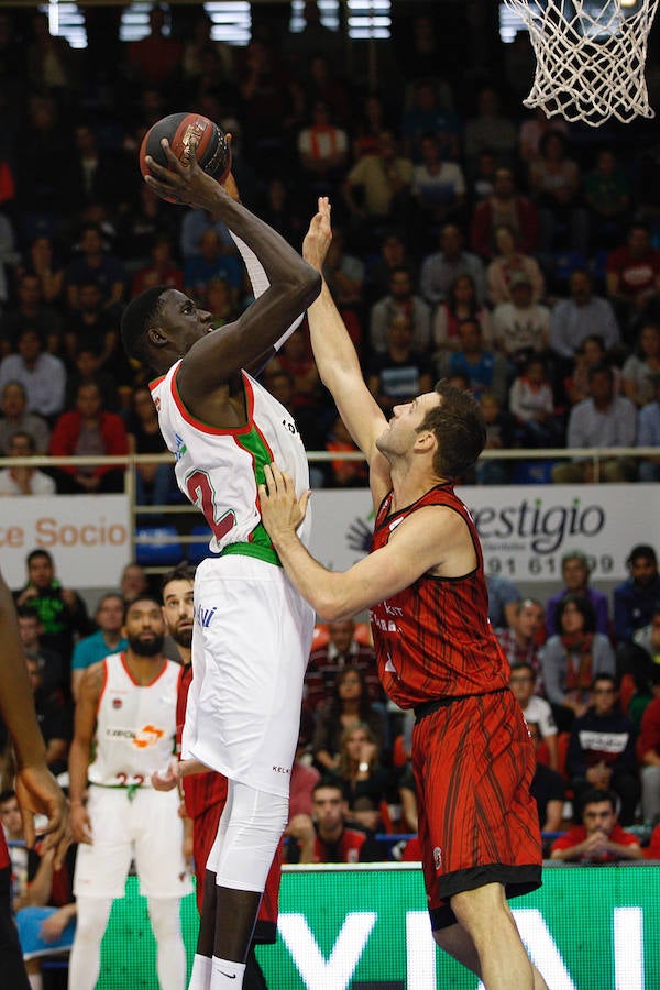 Fotos: Las fotos del Fuenlabrada - Baskonia