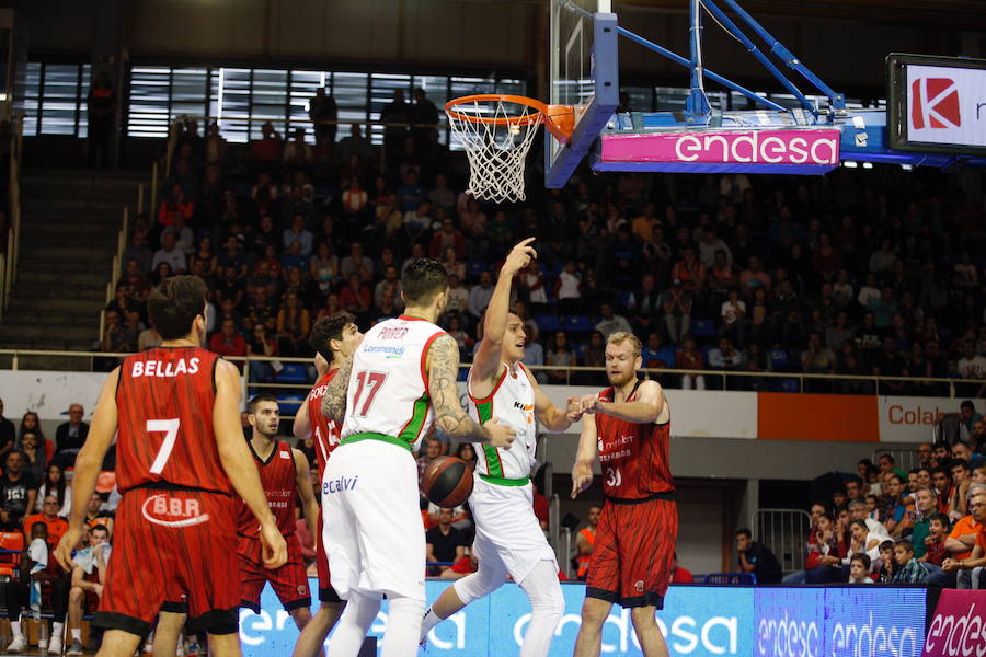 Fotos: Las fotos del Fuenlabrada - Baskonia