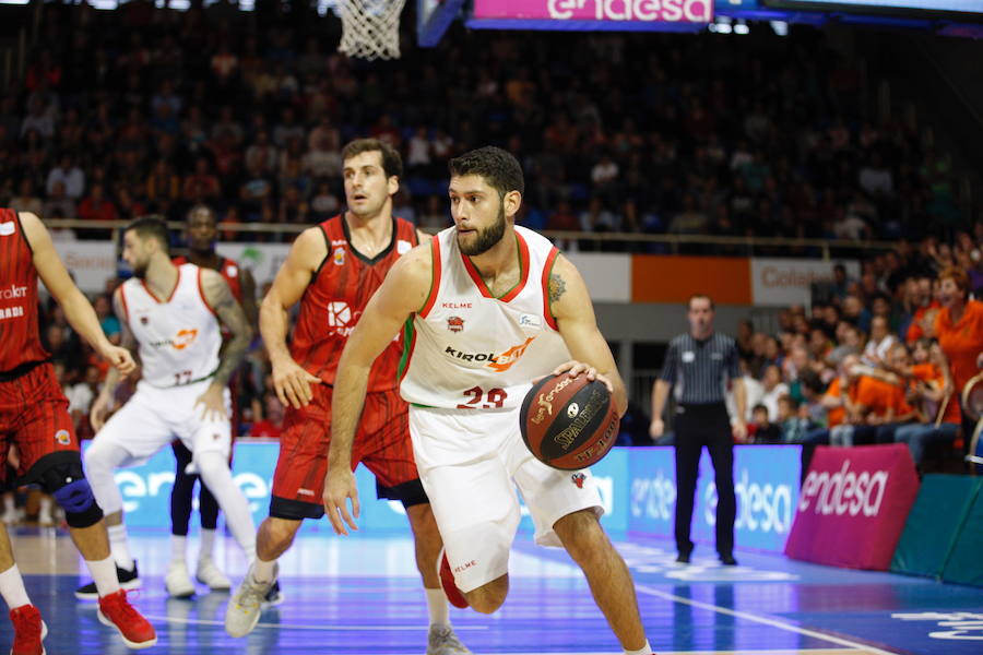 Fotos: Las fotos del Fuenlabrada - Baskonia