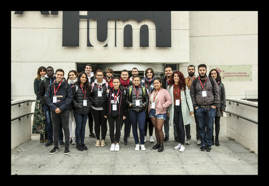 Alrededor de 150 universitarios participan en Gazte Up en una jornada dedicada a difundir pautas e iniciativas para encontrar trabajo