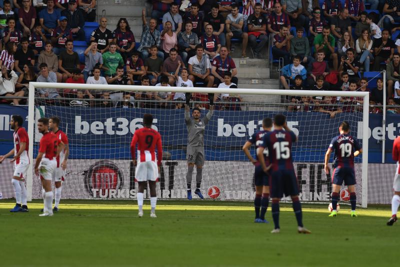 Fotos: Las mejores imágenes del Eibar - Athletic