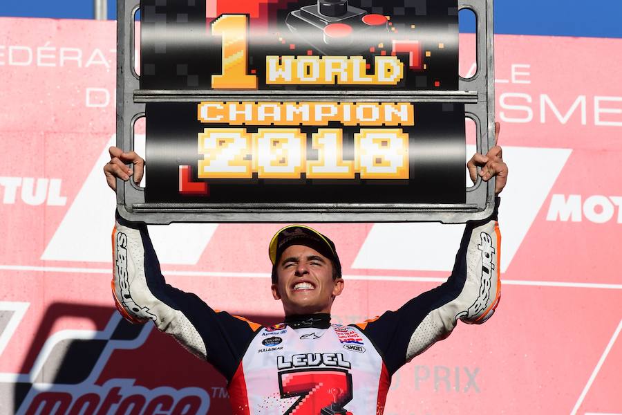 Marc Márquez ha logrado su quinto título de MotoGP en el circuito de Motegi, tras conseguir la victoria en el Gp de Japón. 