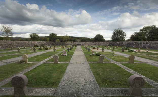 Cementerio de Burguete.