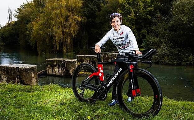 Gurutze Frades en Iurreta, donde descansa tras finalizar la temporada.