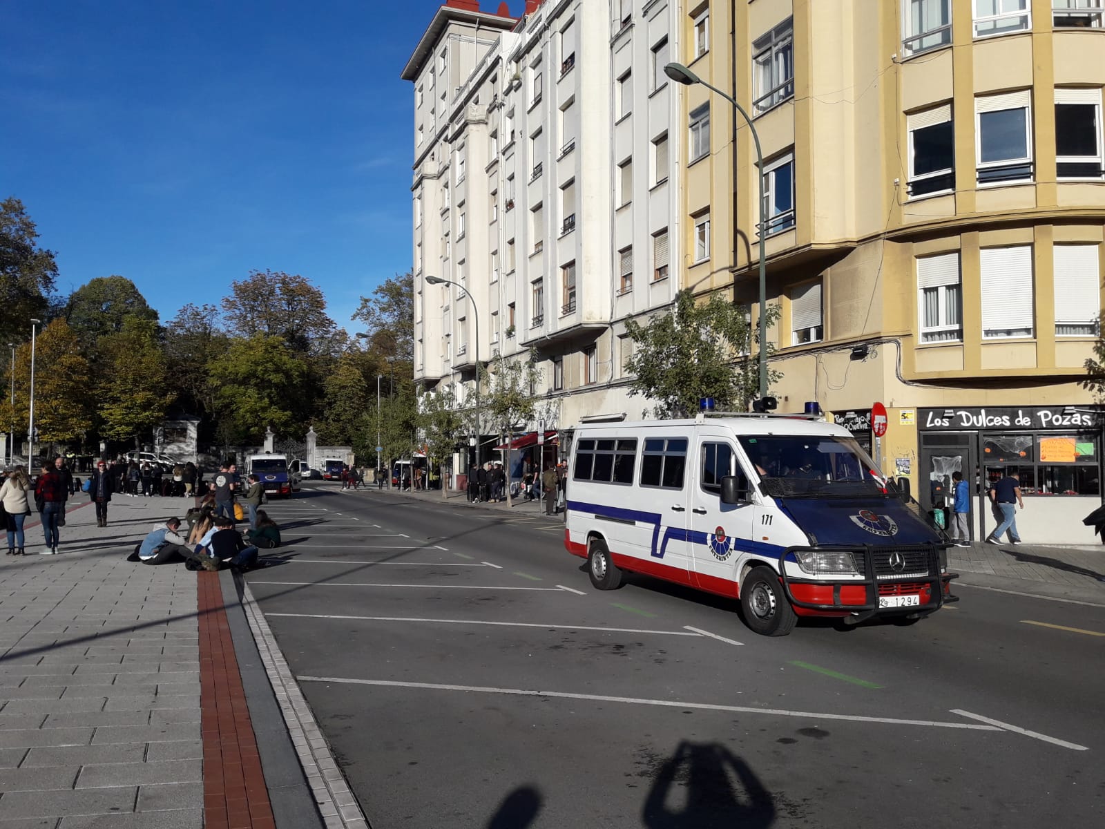 Fotos: Gran dispositivo de seguridad en San Mamés para los conciertos de la MTV