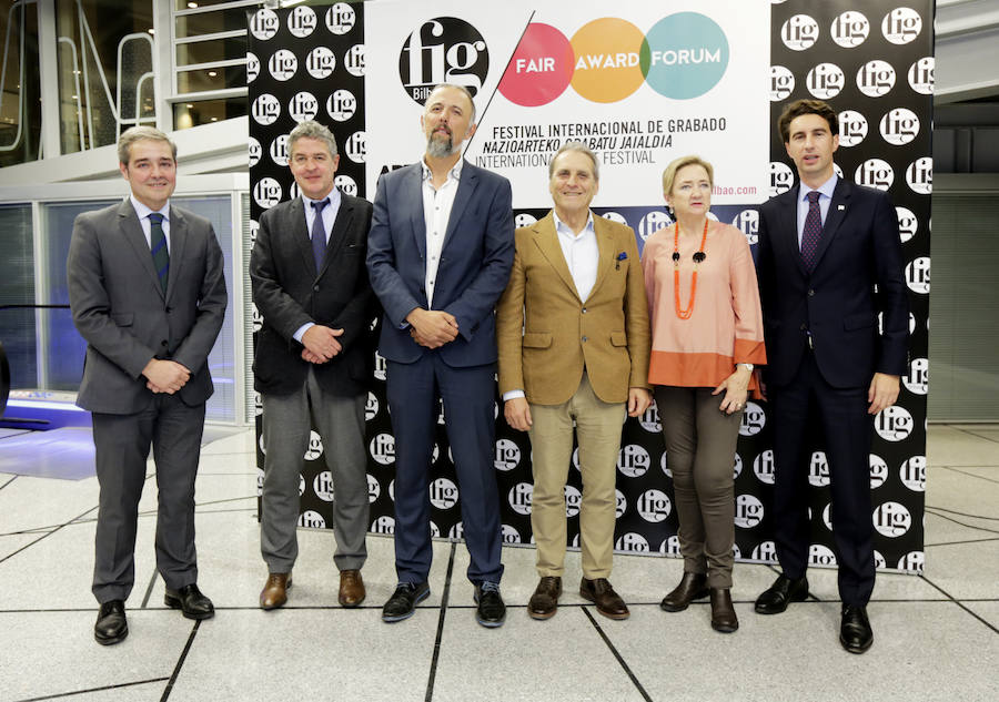 Andoni Iturbe, Joxean Muñoz, Iñaki Alonso, Roberto Sáenz de Gorbea, Begoña Torres y Xabier Ochandiano. 