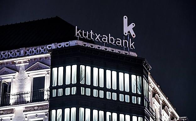 ede de Kutxabank en la Gran Vía de Bilbao.