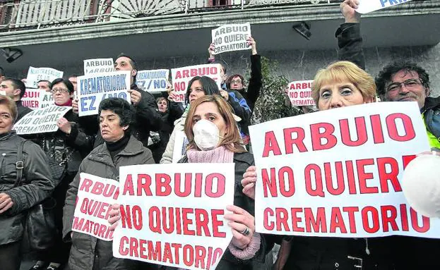 El barrio de Arbuio se movilizó en 2013 para evitar la apertura del crematorio.