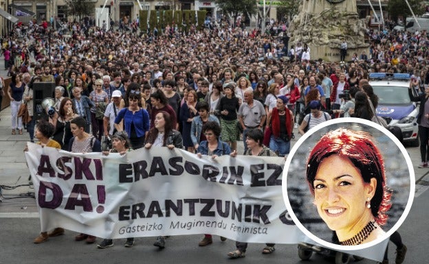 Una manifestación de repulsa por el asesinato de Mari Jose y su madre, Florentina, a manos del exmarido de la primera.