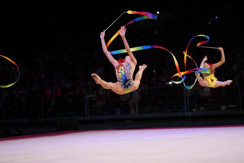 Más de 8.000 espectadores disfrutan con las actuaciones de Dina Averina, Aleksandra Soldatova y el equipo de Bulgaria