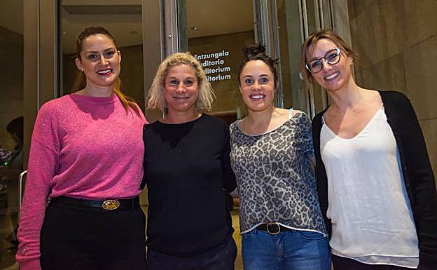 Silvia García, Ana Ros, Bidane Baskaran y Stefania Giordano.