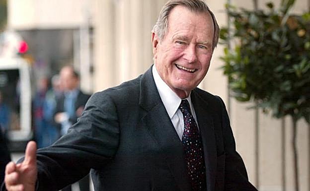 George H. W. Bush, en una imagen de 2002. 