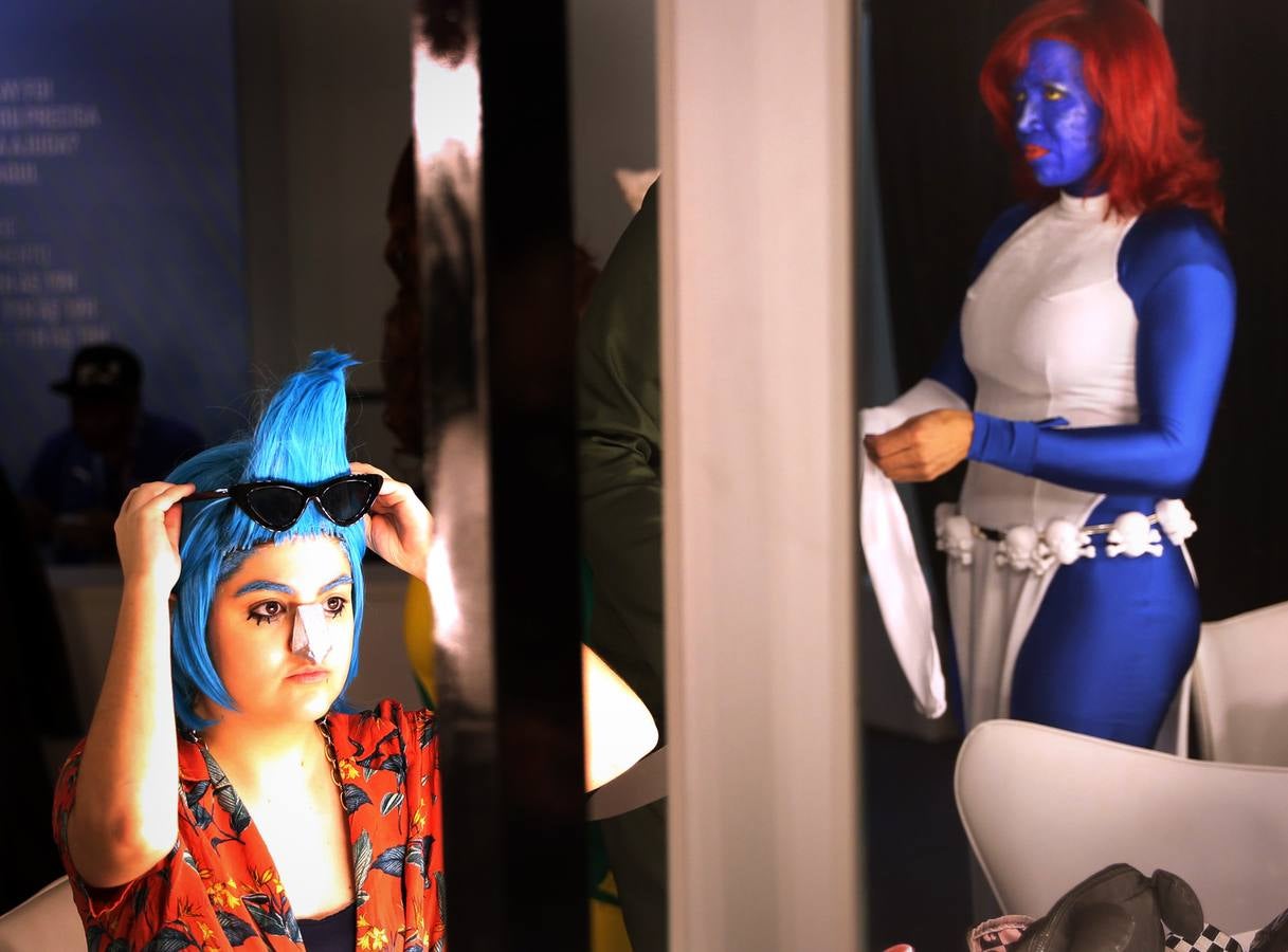 El 'Comic Con Experience 2018' es un festival de entretenimiento que atrae a cientos de miles de fanáticos de los superhéroes del cómic. Este año se ha celebrado en Sao Paulo, Brasil, y además de videojuegos y preestrenos de películas y series, los visitantes han tenido la oportunidad de celebrar el 25 aniversario de 'Power Rangers' y el 80 de 'Superman'. El evento, que ha atraído a más de 250.000 personas, es el más importante de su tipo en todo el hemisferio sur.