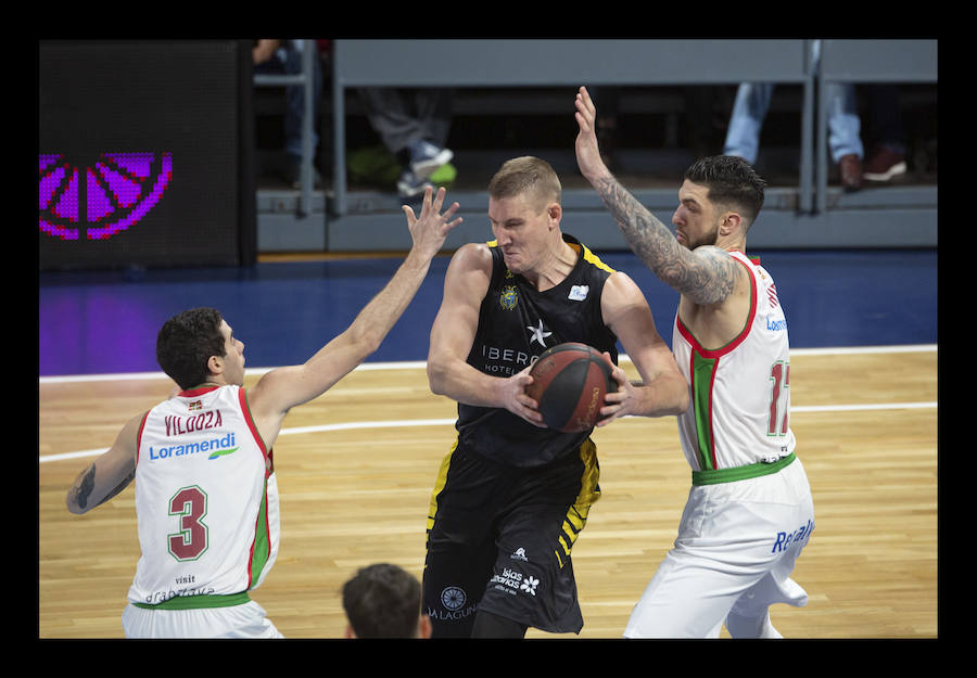 Fotos: Las fotos del Iberostar Tenerife - Kirolbet Baskonia