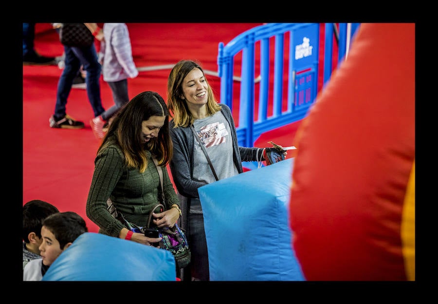 Fotos: Así es el Parque Infantil de Navidad (PIN) de Vitoria, que vuelve a Hegoalde