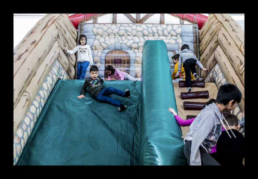 Fotos: Así es el Parque Infantil de Navidad (PIN) de Vitoria, que vuelve a Hegoalde