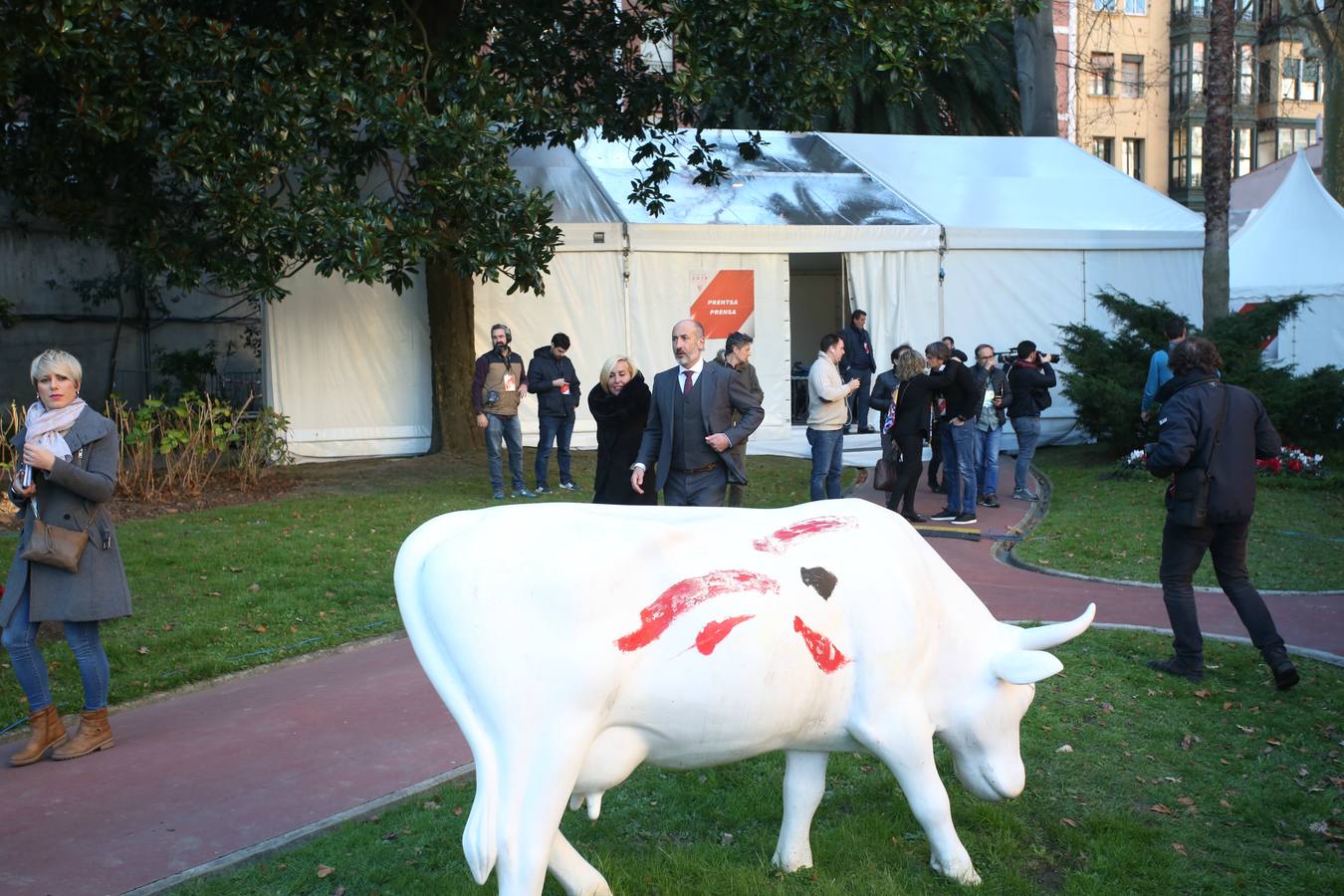 Aitor Elizegi y Alberto Uribe-Echevarría compiten por la presidencia del club rojiblanco, en las  elecciones de 2018 . / Manu Cecilio / Ignacio Pérez / Jordi Alemany / Athletic Club