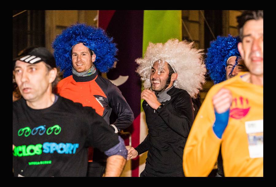 Fotos: Las fotos de la San Silvestre de Vitoria