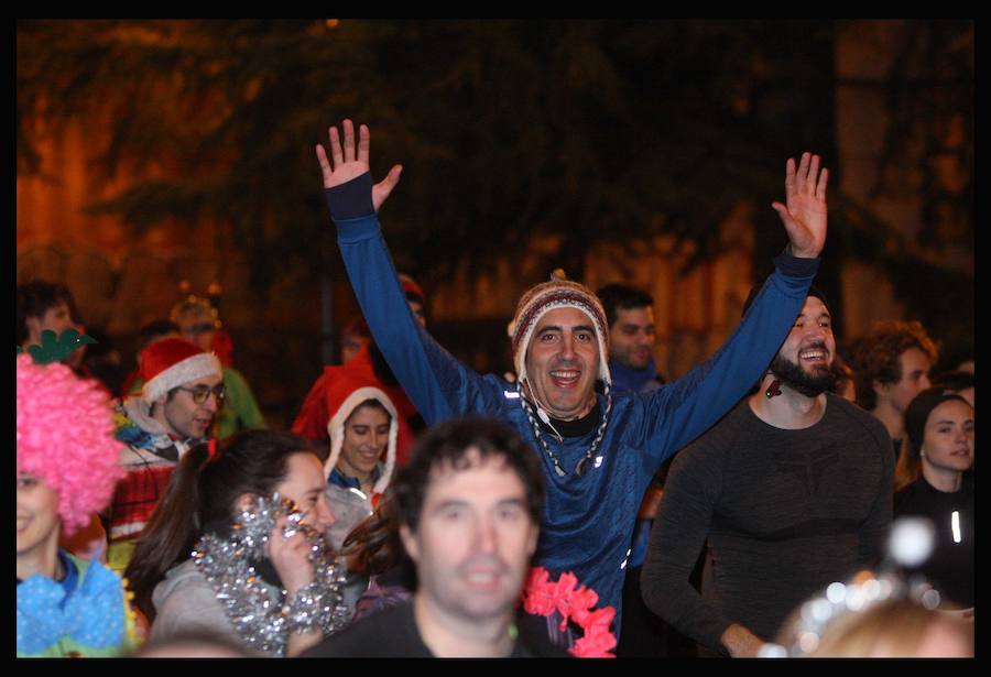 Fotos: Las fotos de la San Silvestre de Vitoria