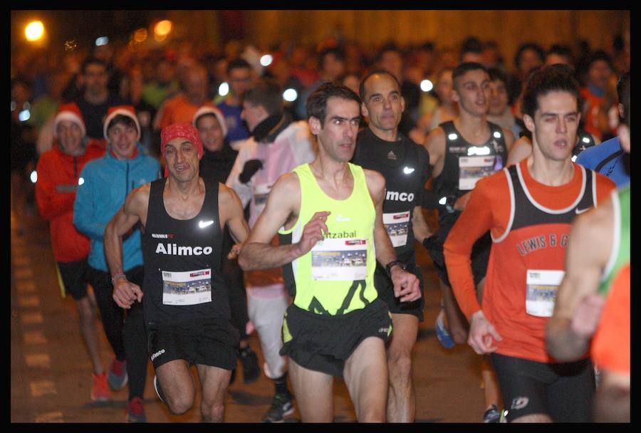 Fotos: Las fotos de la San Silvestre de Vitoria