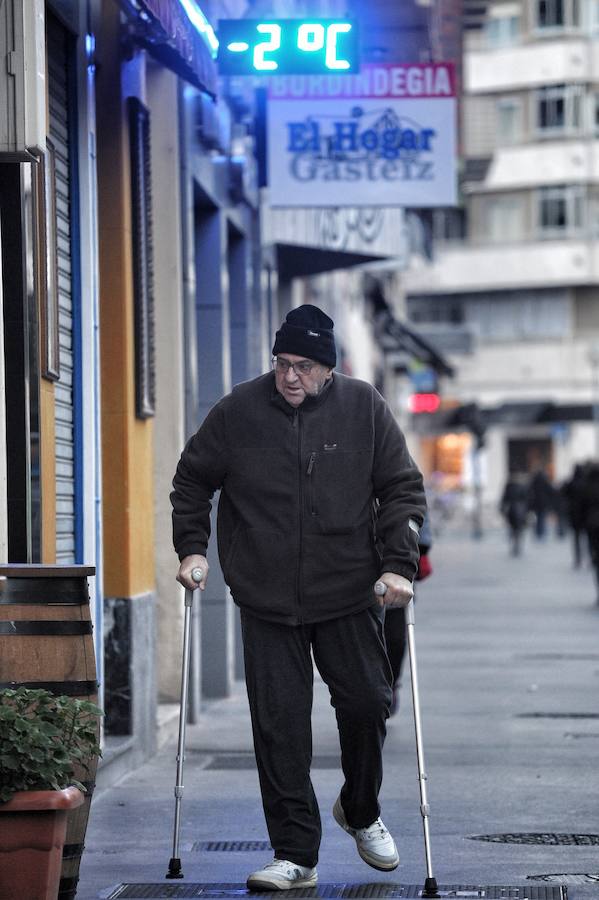 Los termómetros han marcado este viernes -8,5º en Ozaeta; -8,0º en Pagoeta y -7,2º en Abetxuko. La alerta por heladas y temperaturas mínimas se mantiene el fin de semana