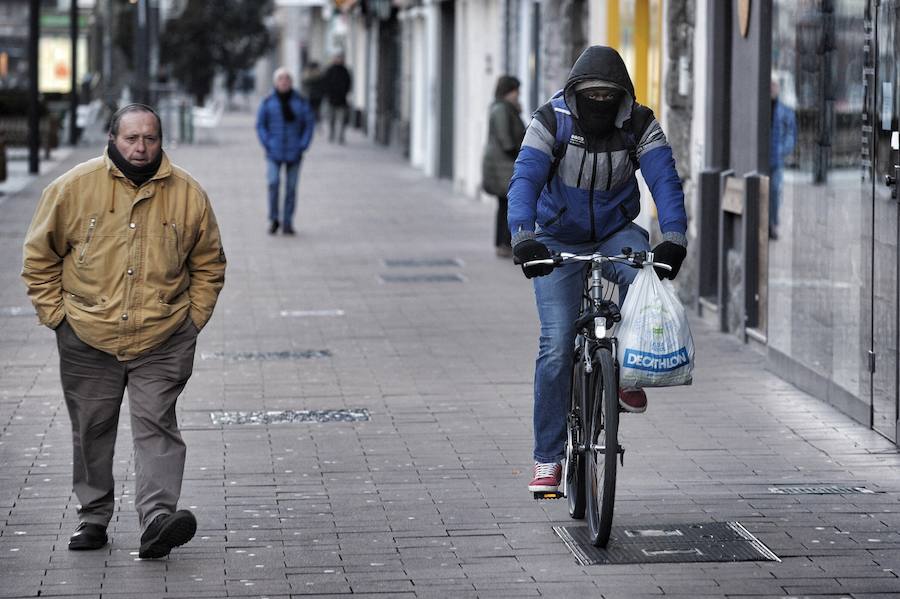 Los termómetros han marcado este viernes -8,5º en Ozaeta; -8,0º en Pagoeta y -7,2º en Abetxuko. La alerta por heladas y temperaturas mínimas se mantiene el fin de semana