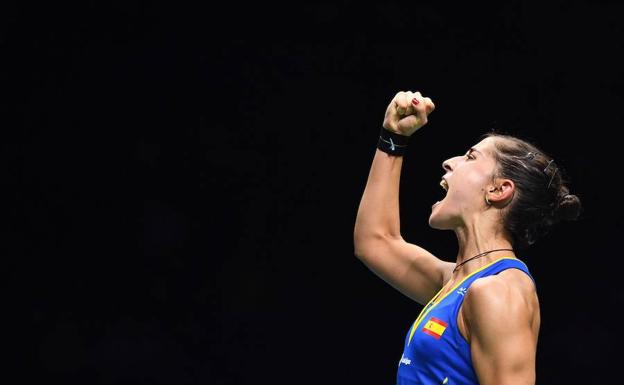 Carolina Marín vence a la rusa Evgeniya Kosetskaya en dos sets