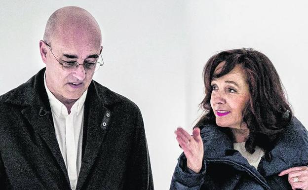 Roberto Ercilla y Elisa Rueda, en otro momento de su conversación.