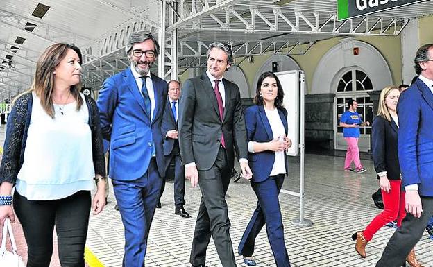 2017. Íñigo de la Serna reactivó el plan tras la crisis. Marcó la fecha de 2023 como horizonte, ahora cuestionado por el Gobierno socialista.