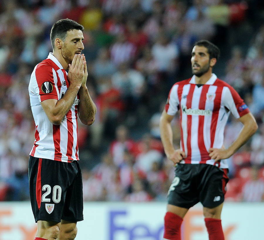 Aritz Aduriz y Raúl García.
