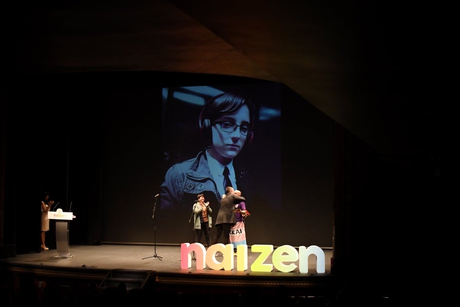 Las alrededor de 100 familias de menores transexuales del País Vasco y Navarra, que hasta ahora han formado parte de la asociación Chrysallis, han presentado este sábado su nueva marca, Naizen, con la que dejan de ser una delegación de la iniciativa nacional y se conforman en entidad independiente.