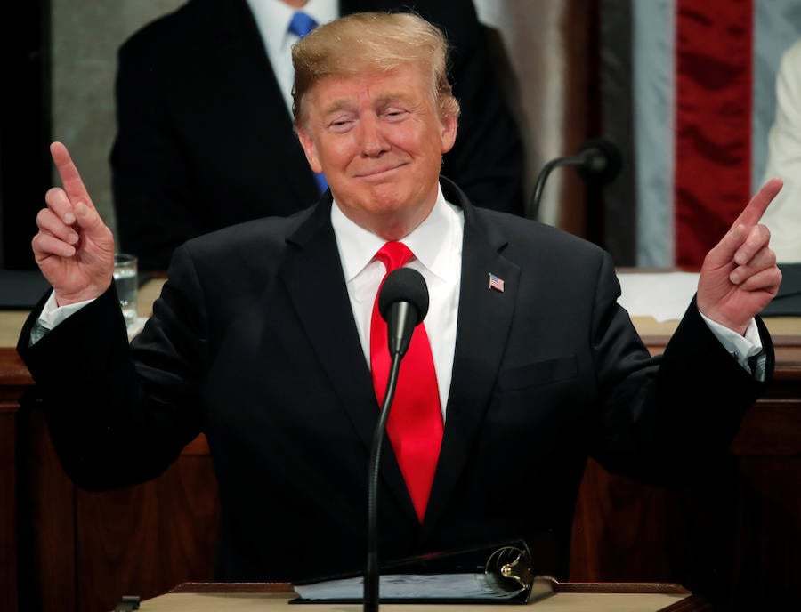 Trump gesticula durante su discurso.