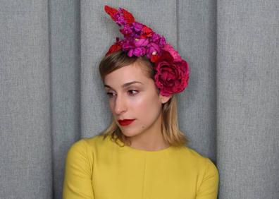 Imagen secundaria 1 - Los tocados de Anita Ribbon son piezas únicas y personalizables.