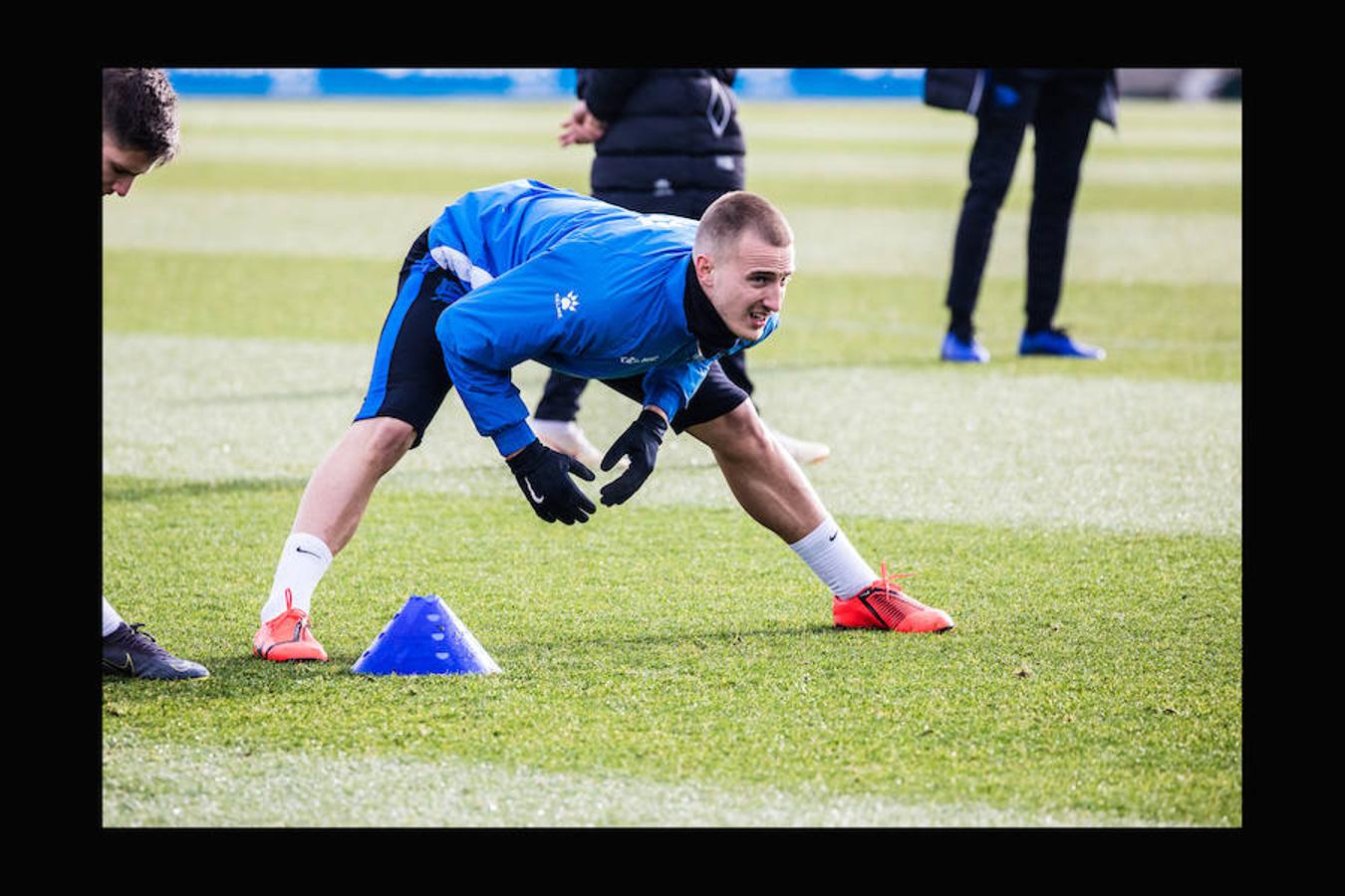 Fotos: Las caras nuevas del Alavés en el entrenamiento