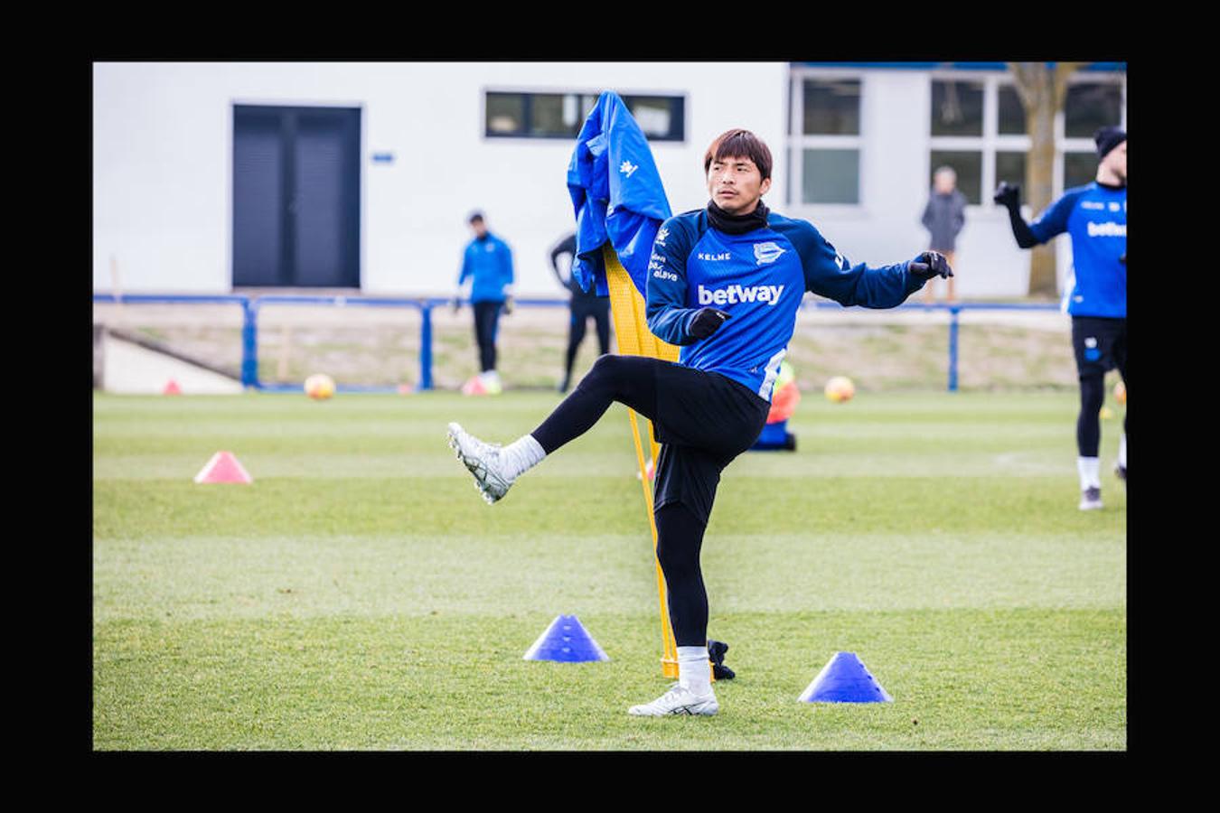 Fotos: Las caras nuevas del Alavés en el entrenamiento