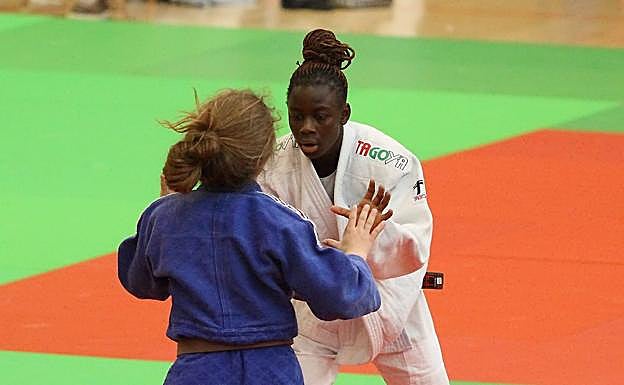 Deniba Konare tomará parte en la Copa de Europa.