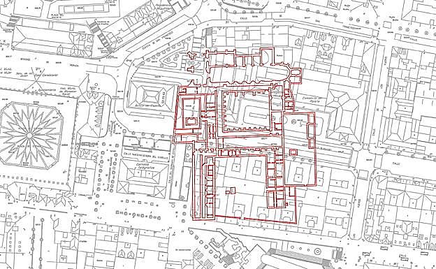 7.000 metros cuadrados llegó a ocupar el convento de San Francisco antes de su derribo. Estaba ubicado entre la Cuesta de San Francisco, la calle Postas y la calle Fueros o Resbaladero. Las ruinas se reducen a poco más de 300 metros. 