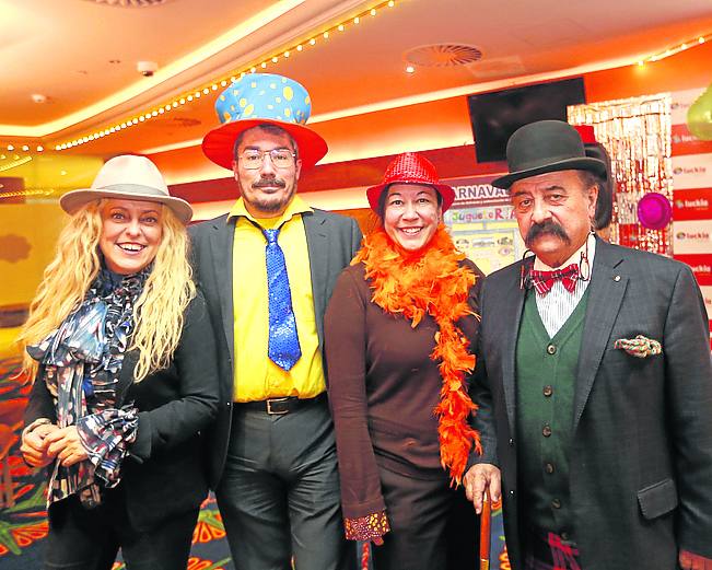 Olga Zulueta, Íñigo Iglesias, Irma Iglesias y Julio Alegría. 