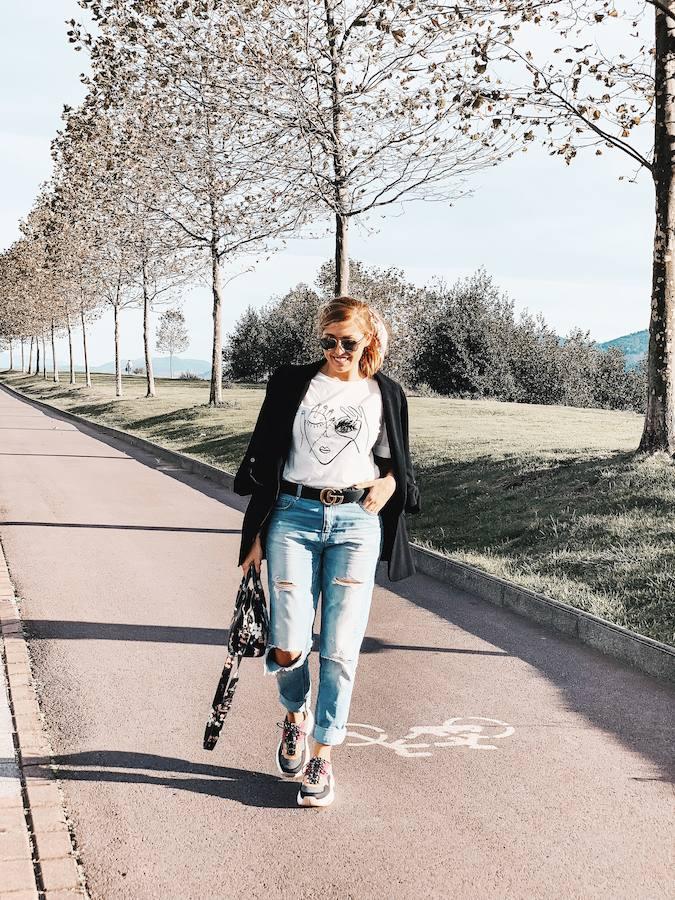 El pañuelo en la coleta, una forma original de llevarlo.