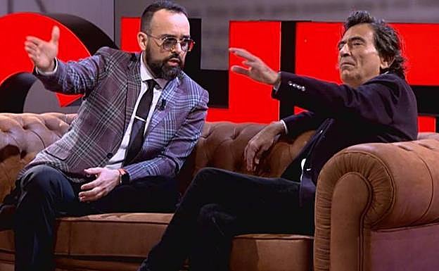 Momento en el que Risto Mejide expulsa del plató a Arcadi Espada. 