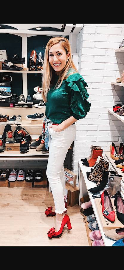 Zapatos de tacón con lazos, una propuesta romántica y sexy.