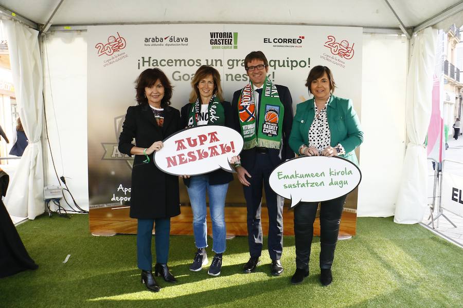 Hazte una foto para el recuerdo en el photocall de la plaza General Loma. Hasta el domingo 3 de marzo