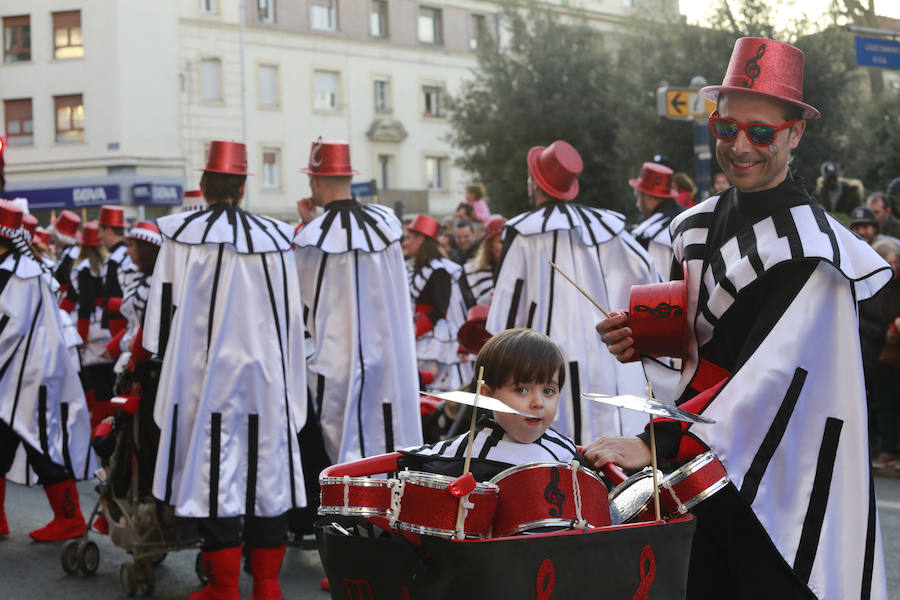 Fotos: El desfile de Carnaval de Vitoria 2019, en imágenes