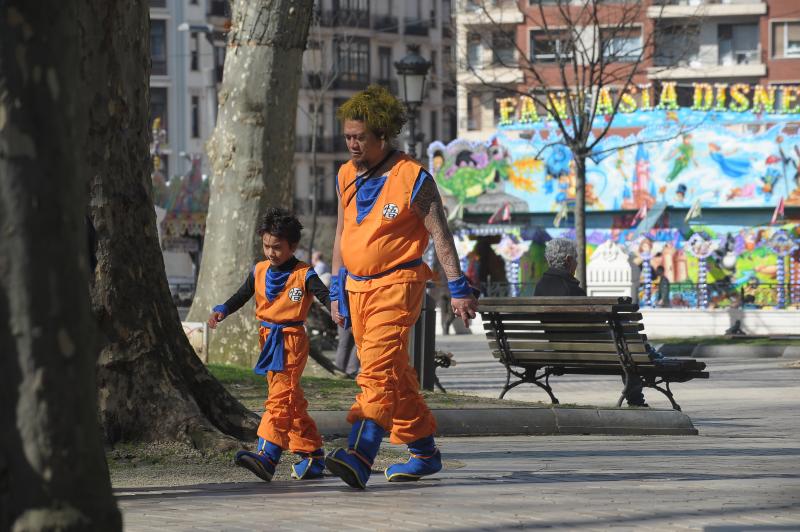 Las mejores imágenes de la jornada del sábado en la villa