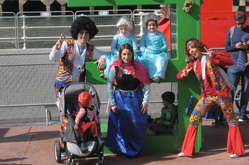 Las mejores imágenes de la jornada del sábado en la villa